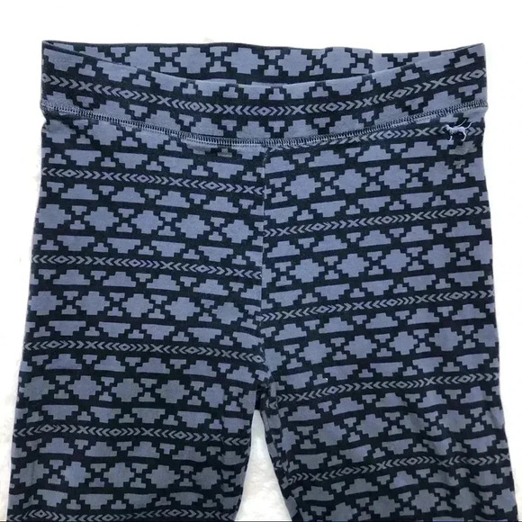 PINK By Victoria’s Secret Grey & Black  Leggings SM - Picture 5 of 15